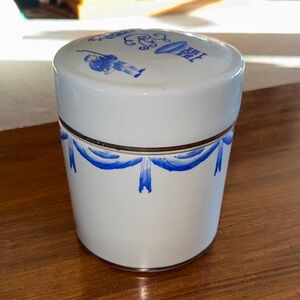 Antique Chinese Royal Wong Lee 1895 Blue & White Porcelain Canister